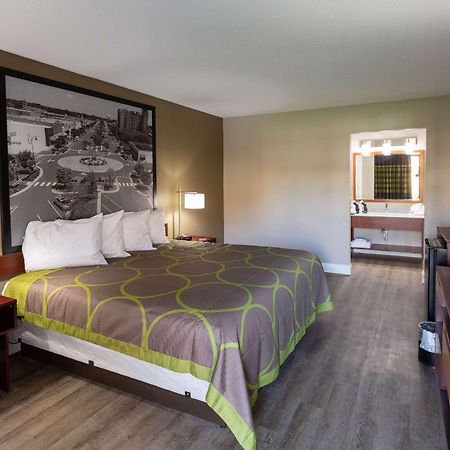 Super 8 By Wyndham Goldsboro Exterior foto