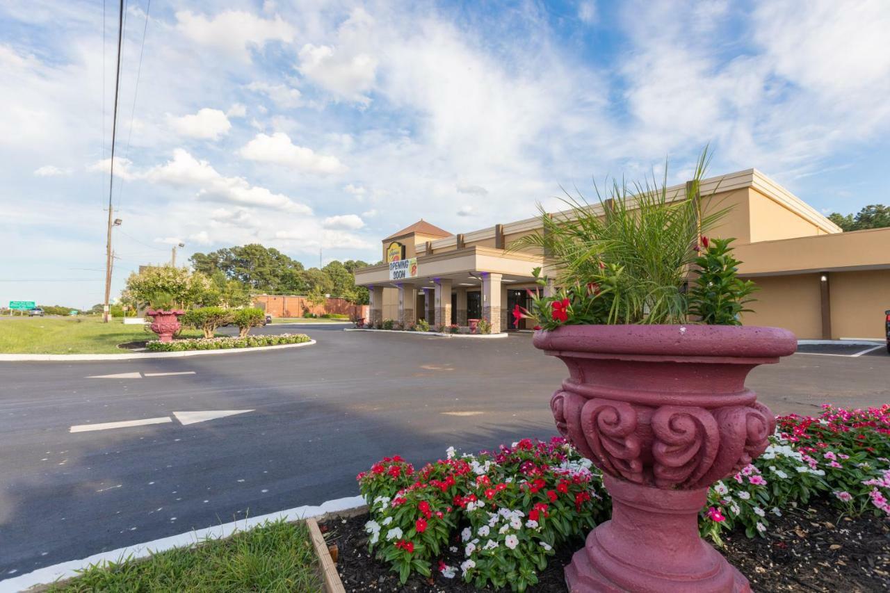 Super 8 By Wyndham Goldsboro Exterior foto