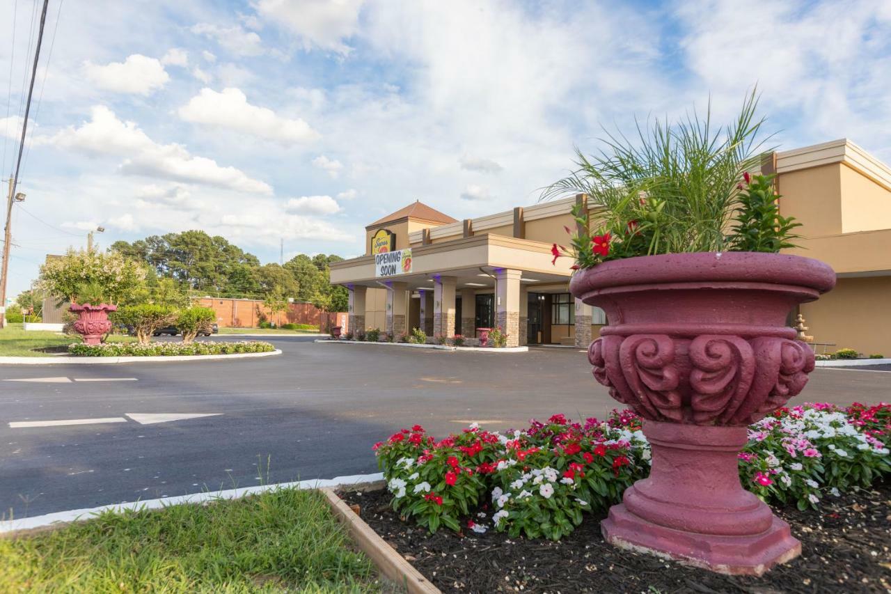 Super 8 By Wyndham Goldsboro Exterior foto